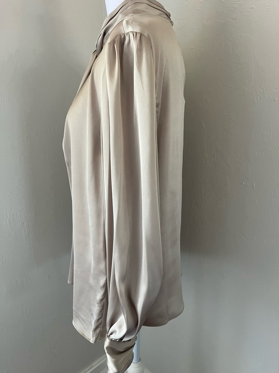 White House Black Market Taupe/Beige Tie-Neck Blouse - Picture 6 of 10